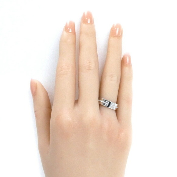 TIFFANY 18k Silver Diamond Ring - Picture 7 of 7